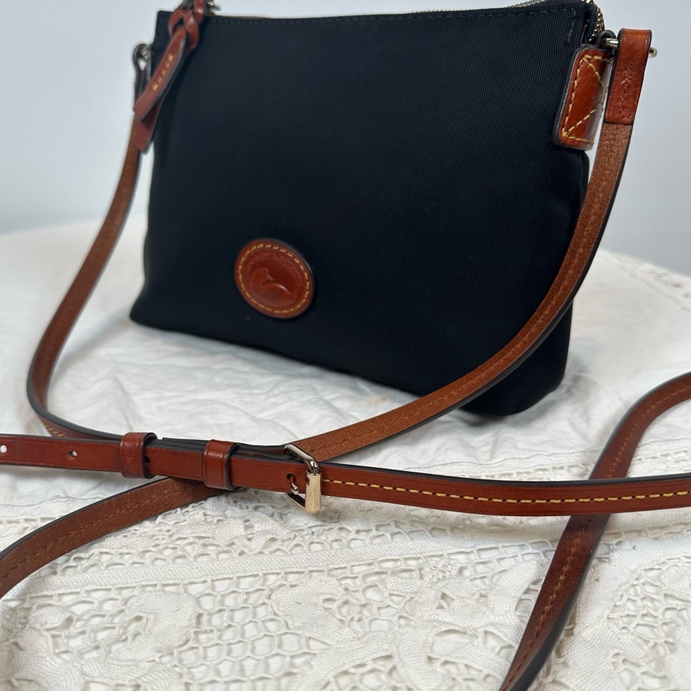 Dooney & Bourke Blk Nylon Tan Leather Crossbody Shoulder Small Purse Pouchette